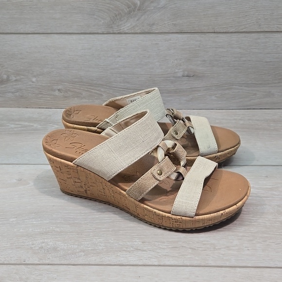 Skechers Shoes - Skechers Womens Luxe Foam Wedge Sandals shoes sz 7